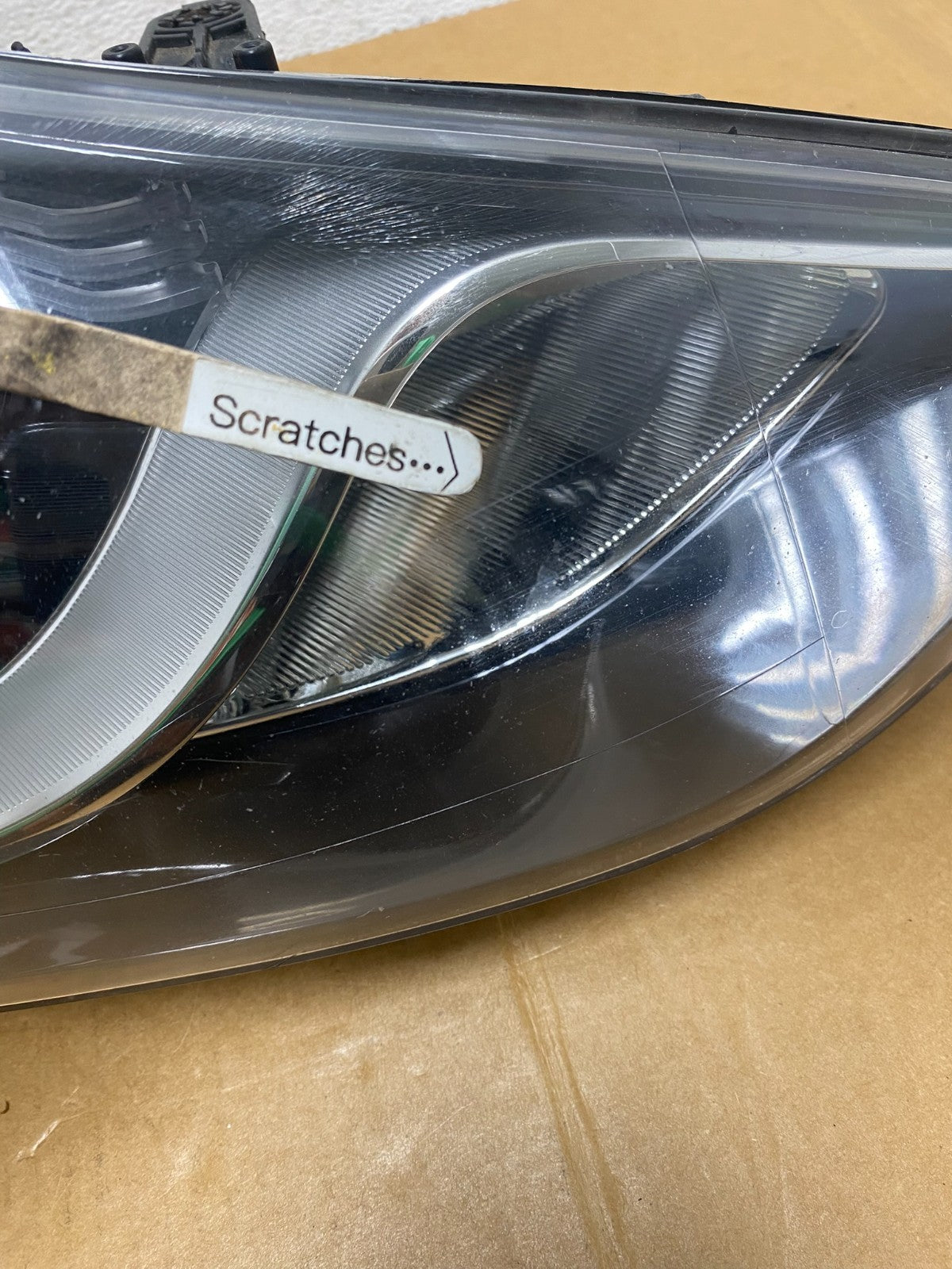 2011 2012 2013 Hyundai Elantra Right Passenger Headlight AD8901 DW3