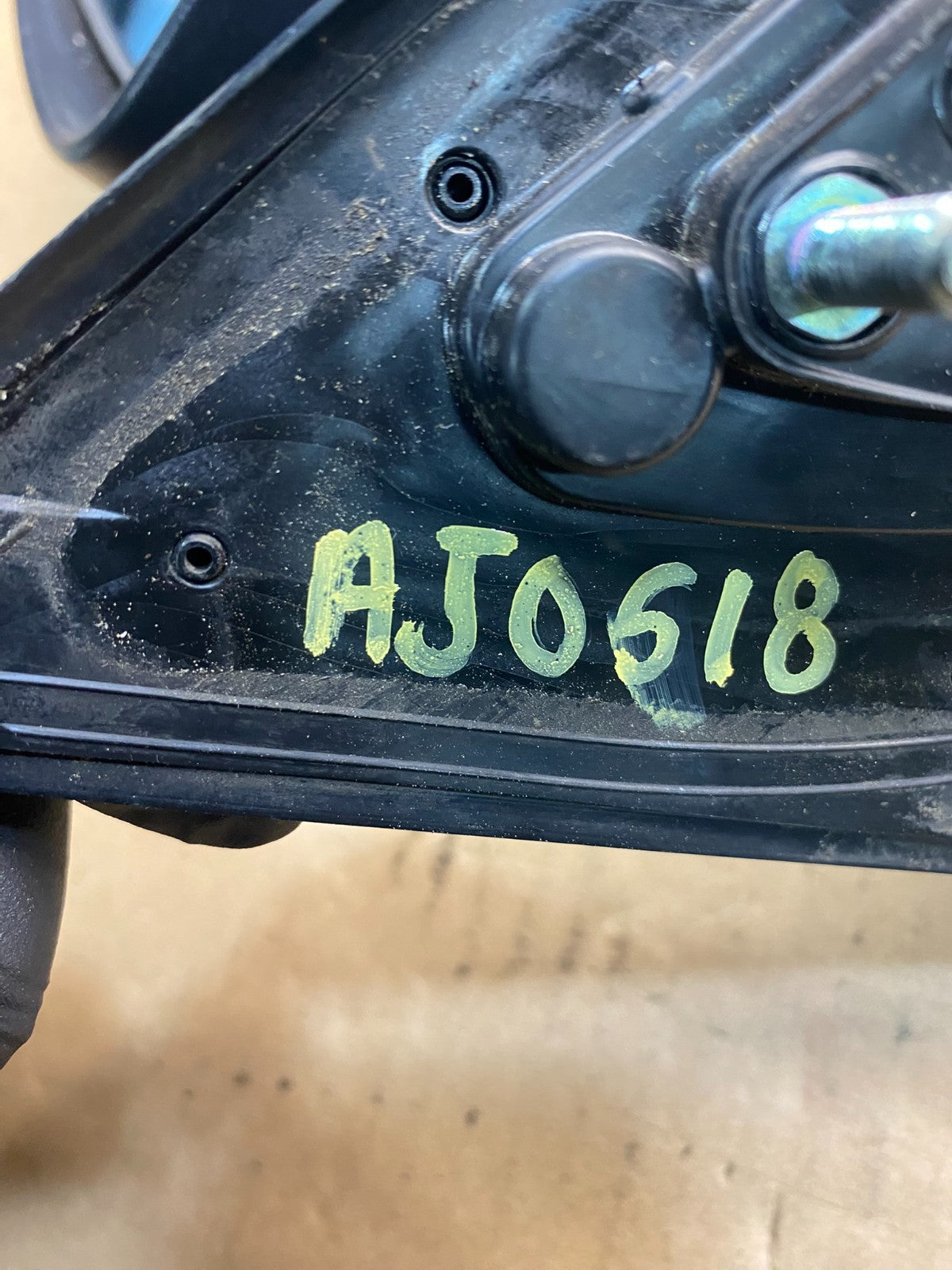2012 2013 2014 Hyundai Elantra Right Passenger Door Mirror AJ0518 DG10