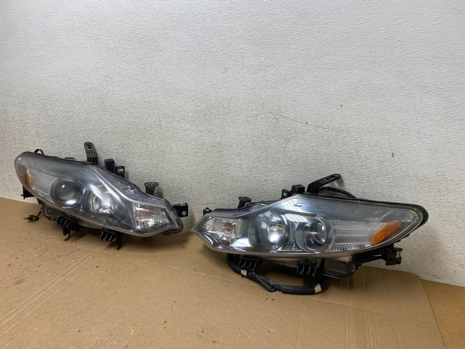 Halogen 2011 2012 2013 2014 Nissan Murano Headlights Left+Right T8265 DW1