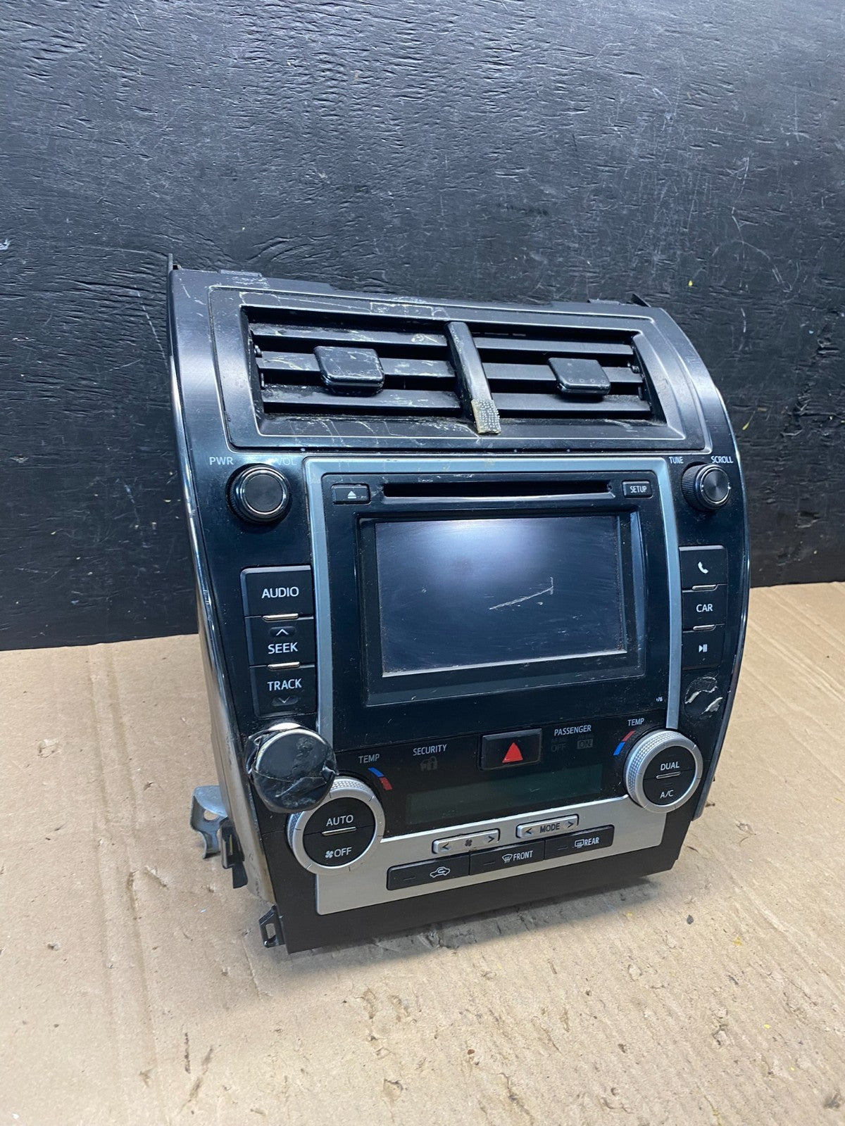 2012 2013 Toyota Camry Radio CD Navigation Screen Display OEM R8964 DG1