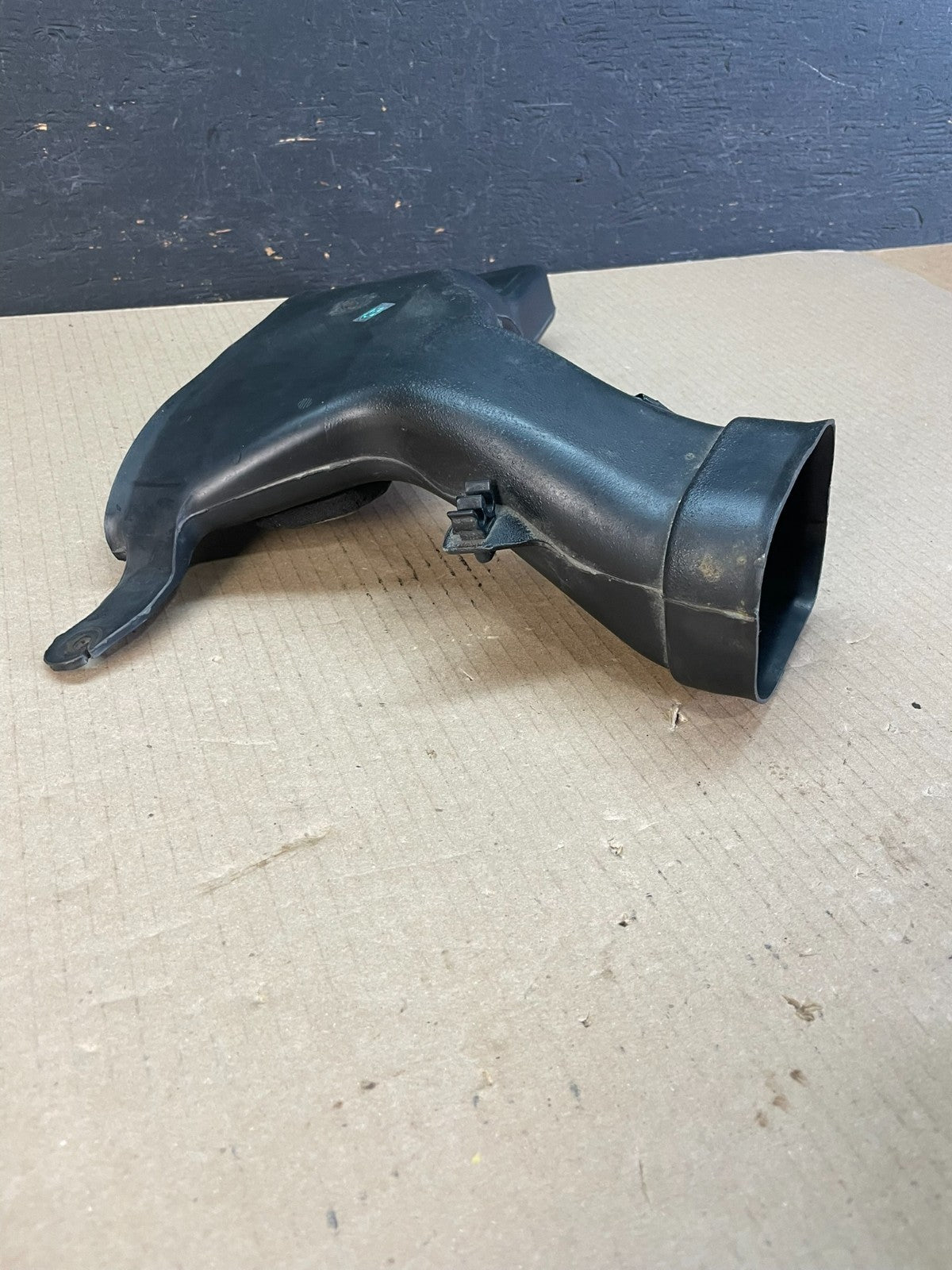 2007 to 2011 Toyota Camry Air Cleaner Intake Duct Tube AE3432 DG1