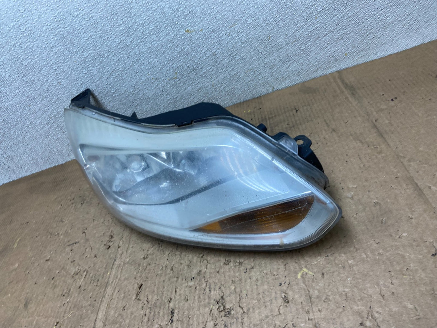 2012 2013 2014 Ford Focus Right Passenger Rh Side Headlight Oem AA8418 DW1