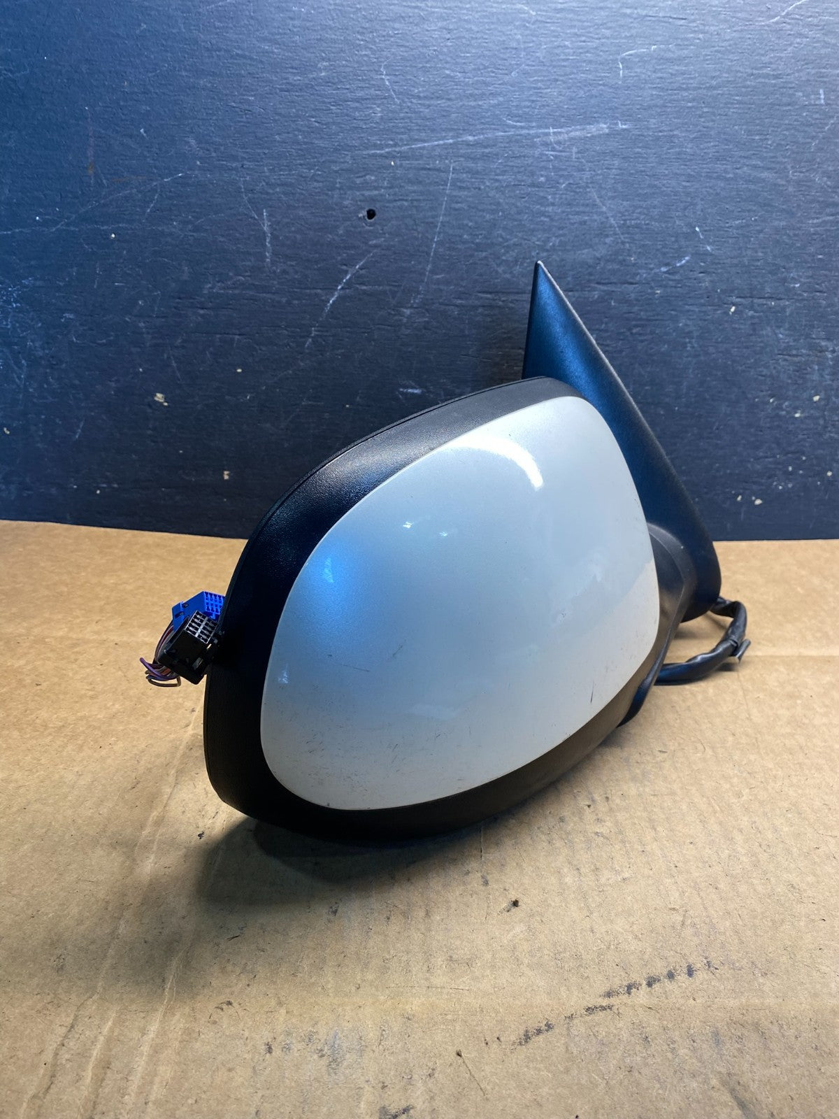 2003-2006 Chevrolet Tahoe Suburban Right Passenger Turn Door Mirror AB3700 MS1