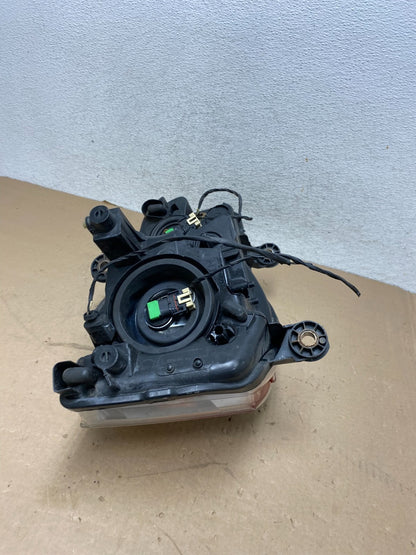 2008 to 2016 Chrysler Town and Country Left Driver Lh Side Headlight AG4090 DW8
