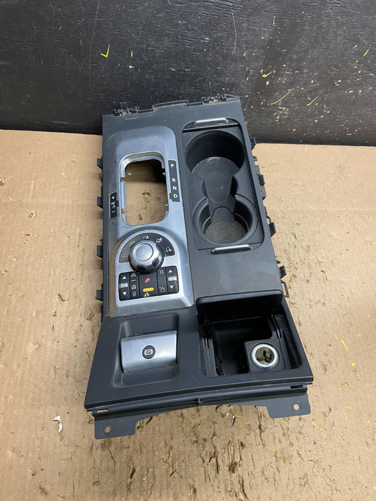 2007 to 2012 Land Range Rover Center Console Terrain Shifter Bezel t8779 DG1