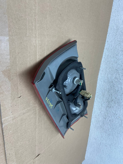 2006 - 2010 Toyota Sienna Left Driver Lh Side Inner Tail Light AE4895 LK4