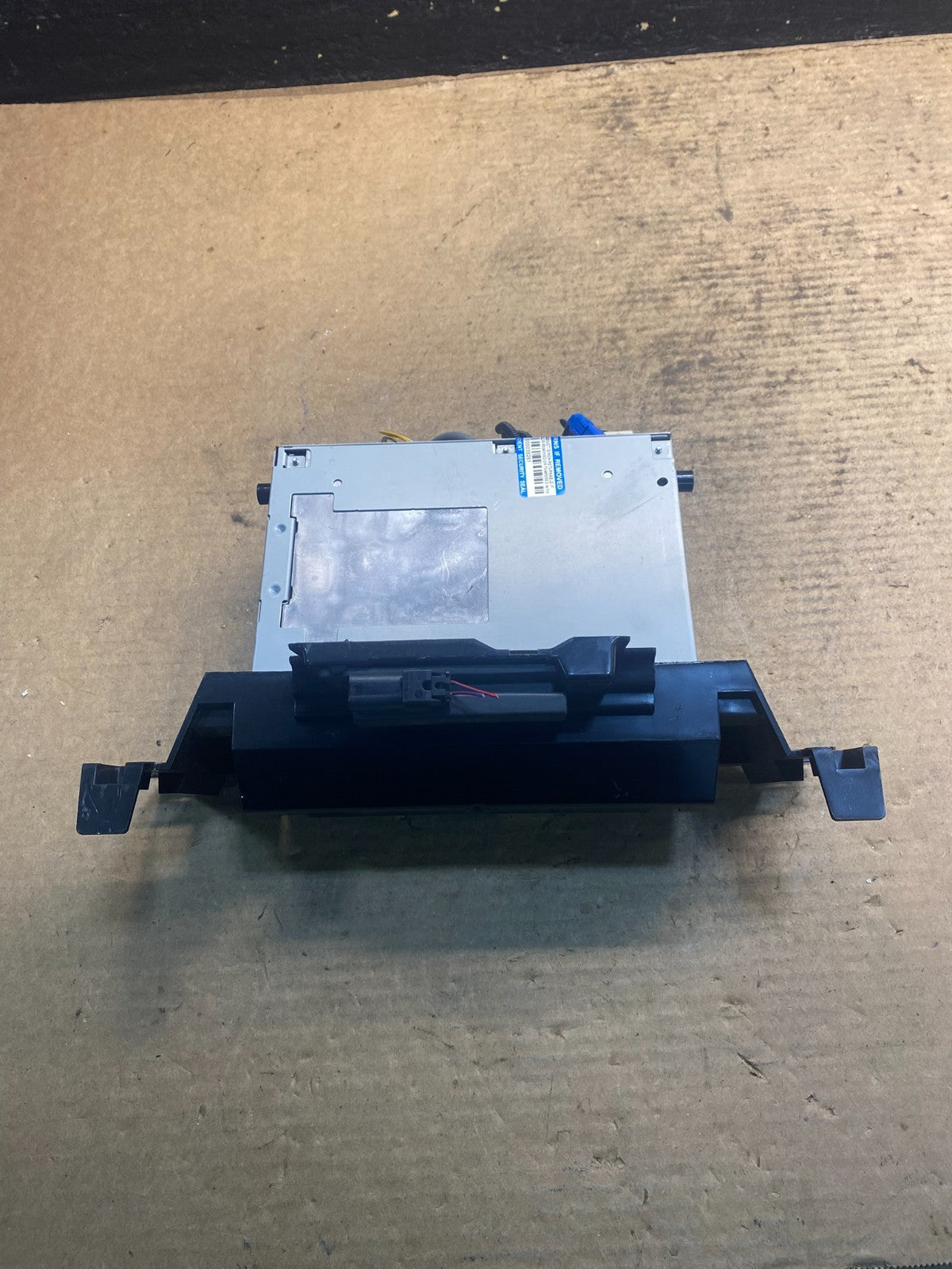 2012 to 2013 Land Rover Range Rover LR4 Radio Gps Cd Mechanism AA1854 DG4