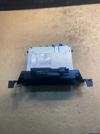 2012 to 2013 Land Rover Range Rover LR4 Radio Gps Cd Mechanism AA1854 DG4