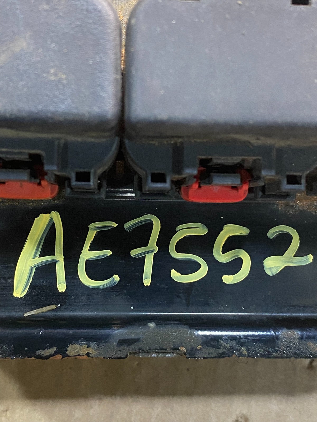 2006 Chrysler Town Country Caravan 3.3L Engine Control ECU p05187757aa AE7552 DG3