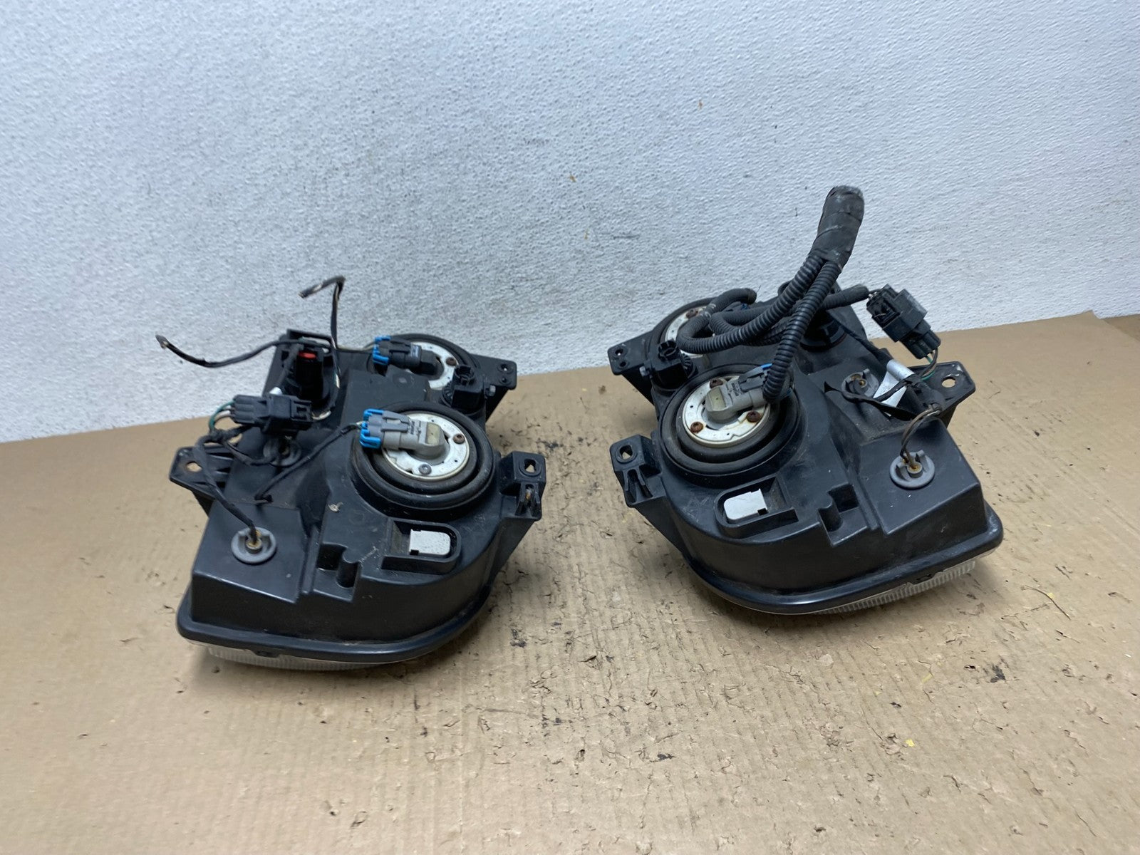 2005 2006 2007 Chrysler 300 Left+Right Halogen Headlights AF7263 DW9