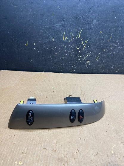 2004 to 2010 Toyota Sienna Left Side Climate Switches Bezel Trim OEM Z4131 DG0