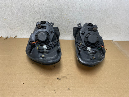 2006 to 2011 Hyundai Accent Sedan Left+Right Halogen Headlights AH4043 DW10