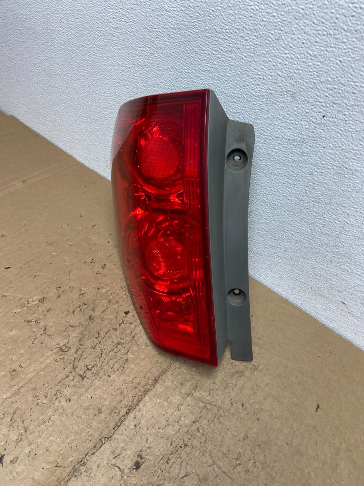 2003 2004 2005 Honda Pilot Left Driver LH Side Tail Light AC7418 DW1