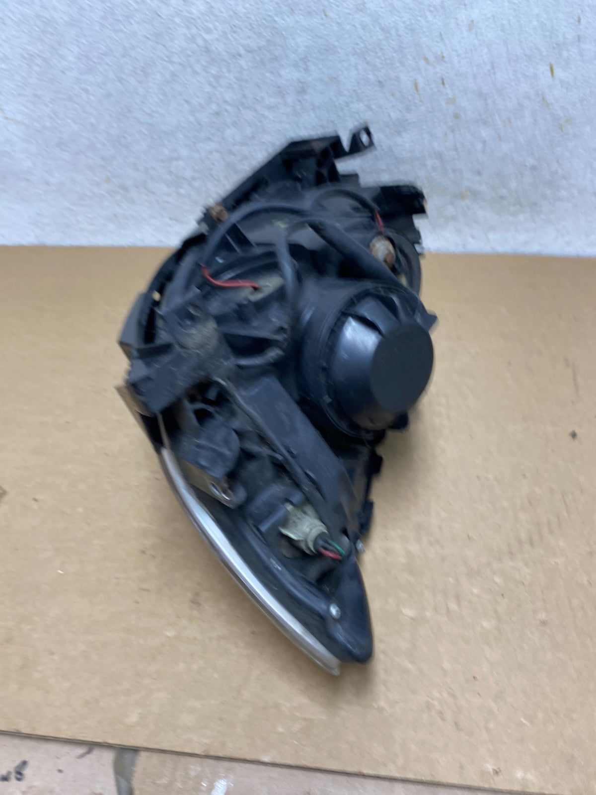 2008 to 2011 Subaru Impreza Right Passenger Side Halogen Headlight AI2650 DW5