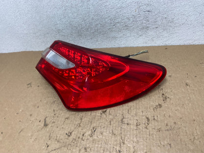 2011-2014 Chrysler 200 Sedan Right Passenger Side RH Tail Light AF8412 DW1