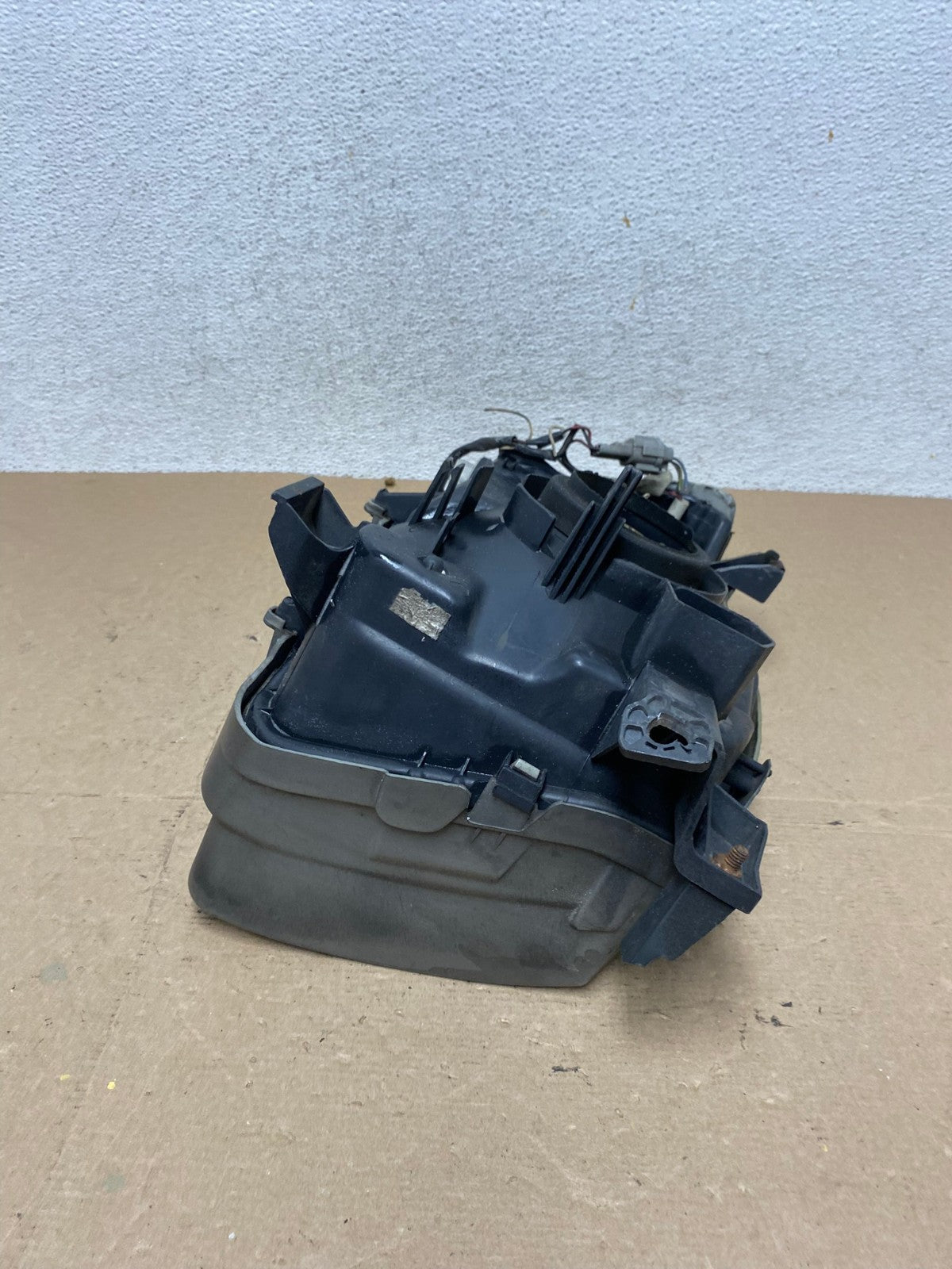 2002 2003 2004 Nissan Xterra Left Driver LH Side Headlight AF4578 LK7