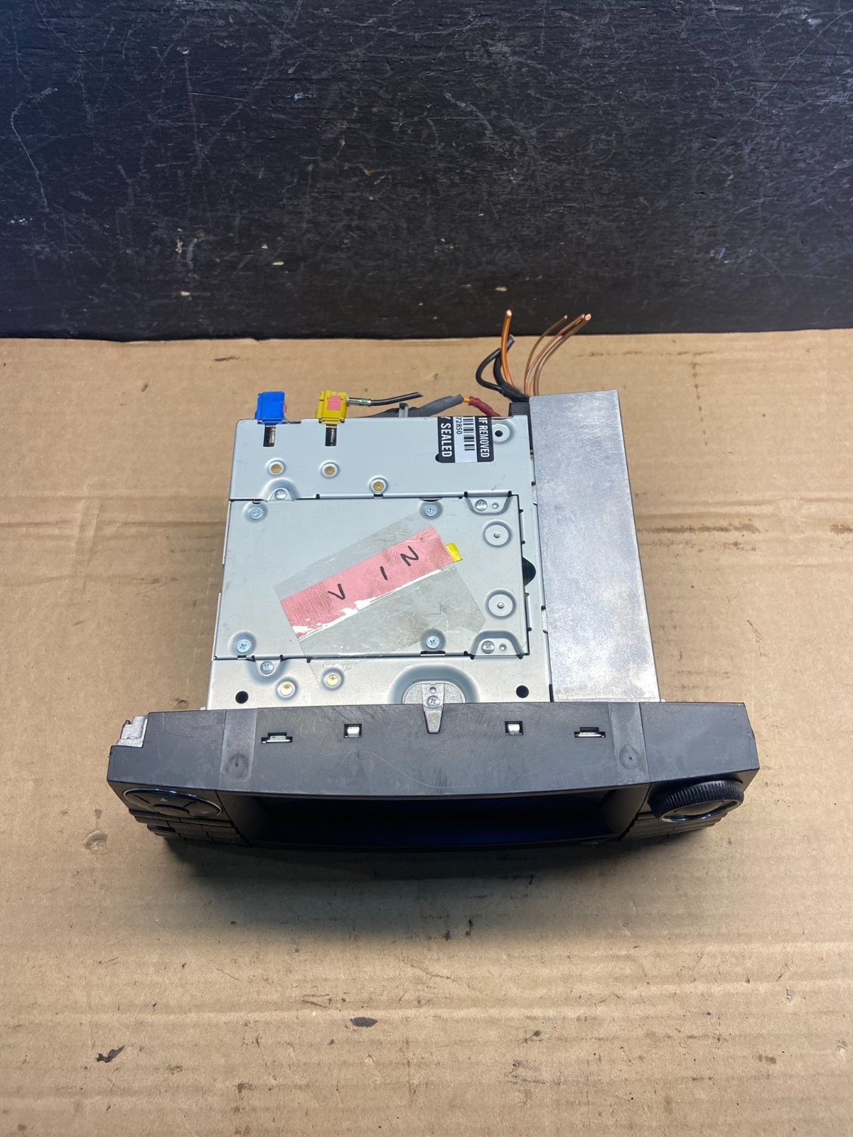 2009-2011 Mercedes Benz W211 E350 E500 Radio Screen Navigation Display AE2517 DG4