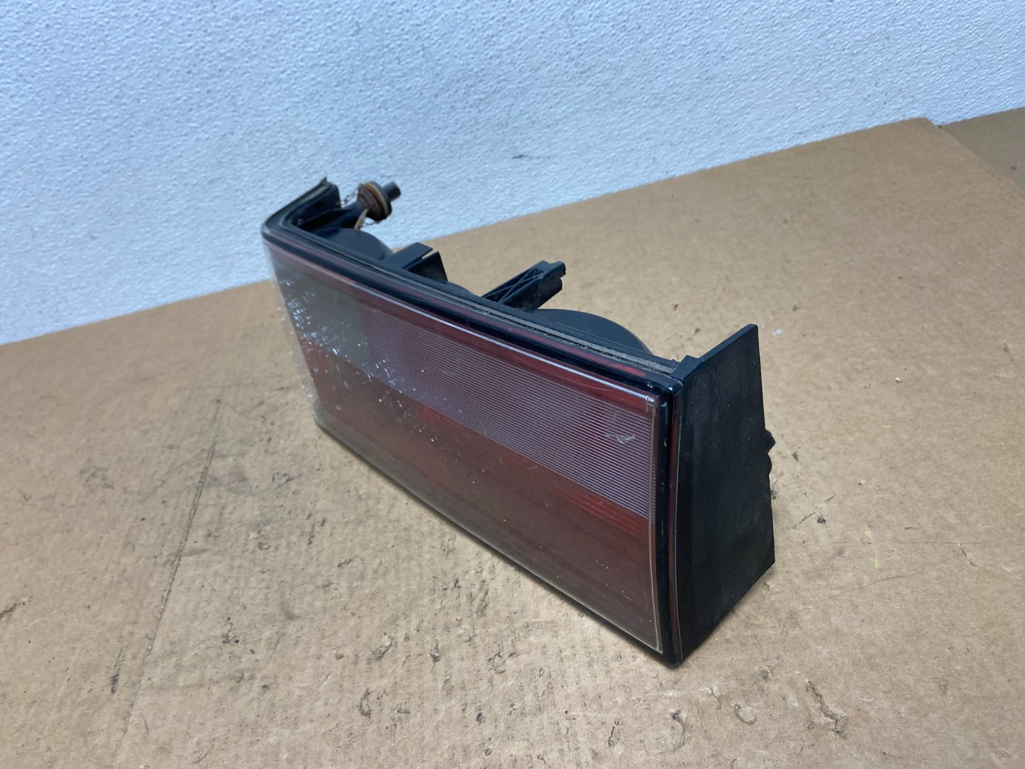 1993 to 1997 Cadillac STS Left Driver LH Side Tail Light ac3294 DG1