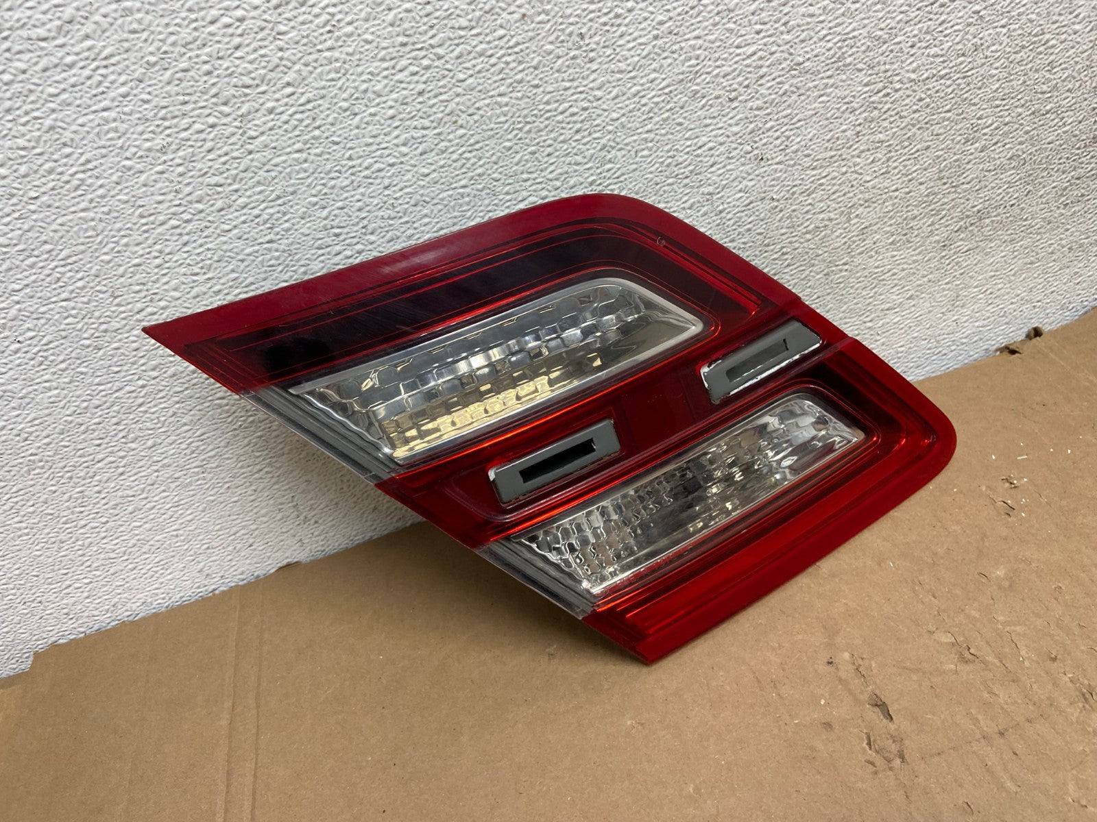 2013 to 2018 Ford Taurus Left Driver Lh Side Tail Light Inner AD8150 LK2