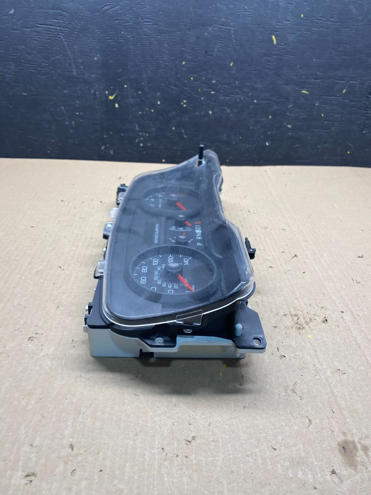 2009 to 2010 Mercury Grand Marquis Speedometer Cluster Gauge Oem Q6986 DG3