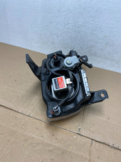 2011-2013 Jeep Grand Cherokee Left Driver LH Xenon Headlight AE5077 DW9