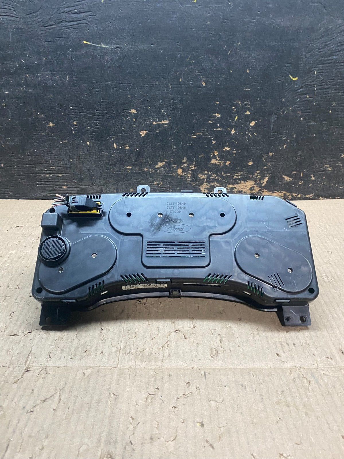 2007 Ford  Expedition Speedometer Cluster Gauge X8083 DG6