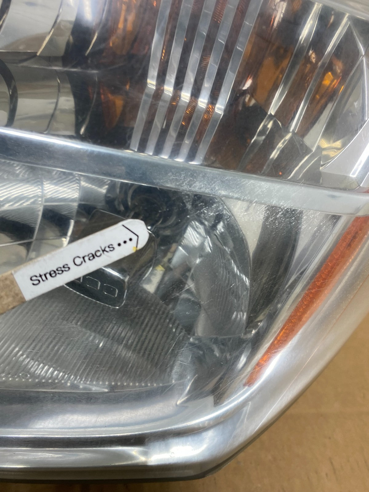 2005 2006 2007 Nissan Pathfinder Halogen Headlights Left+Right AC7709 DW5