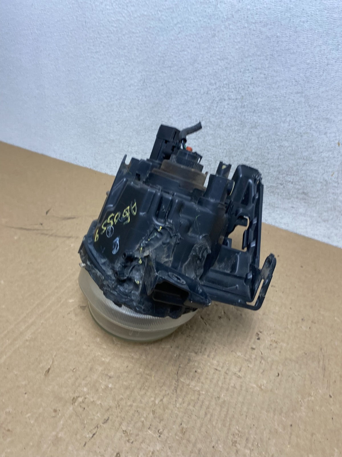 2011 to 2014 Nisan Juke Left Driver LH Side Headlight AG0559 DW7