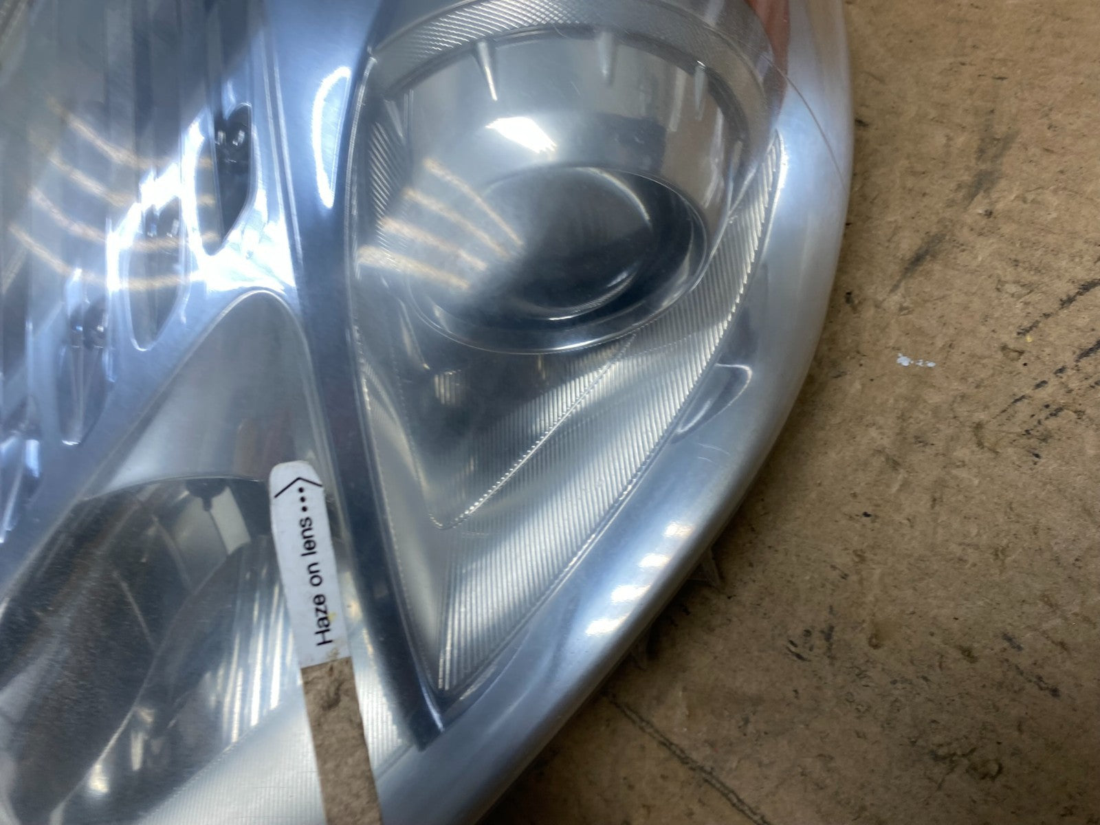 2010 - 2011 Toyota Prius Left Driver LH Blue Halogen Headlight Oem AC3425 DW4