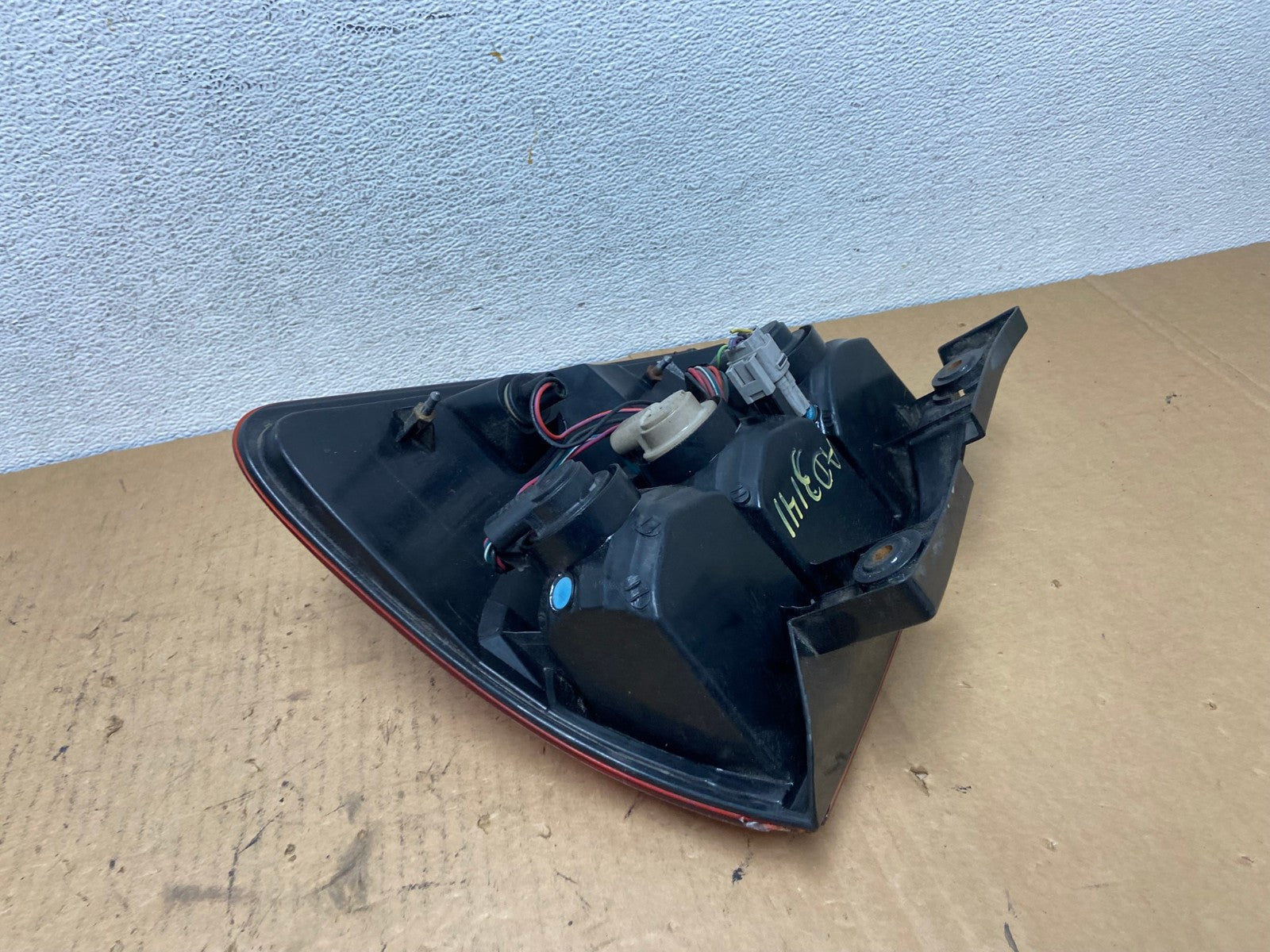 2006-2009 Pontiac Torrent Left Driver Lh Side Tail Light AD3141 LK6