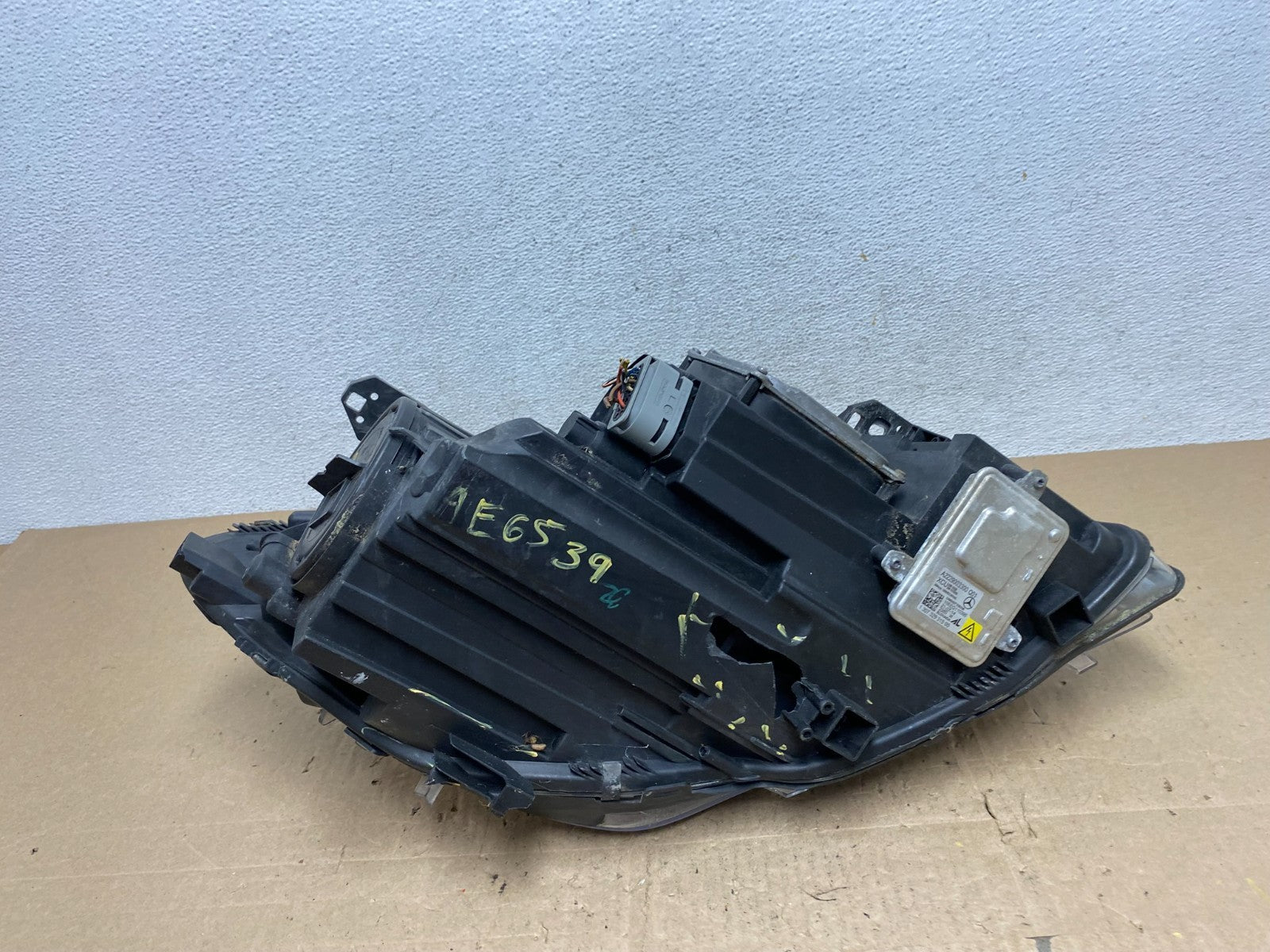 2014-2016 Mercedes CLA CLA250 Left Driver LH Xenon HID Headlight AE6539 DG6