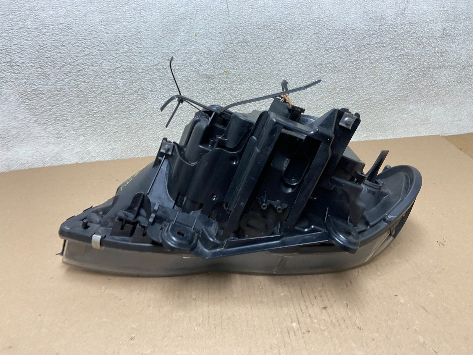Halogen 2004 2005 2006 Bmw E53 X5 Right Passenger Headlight OEM AB5941 DW8