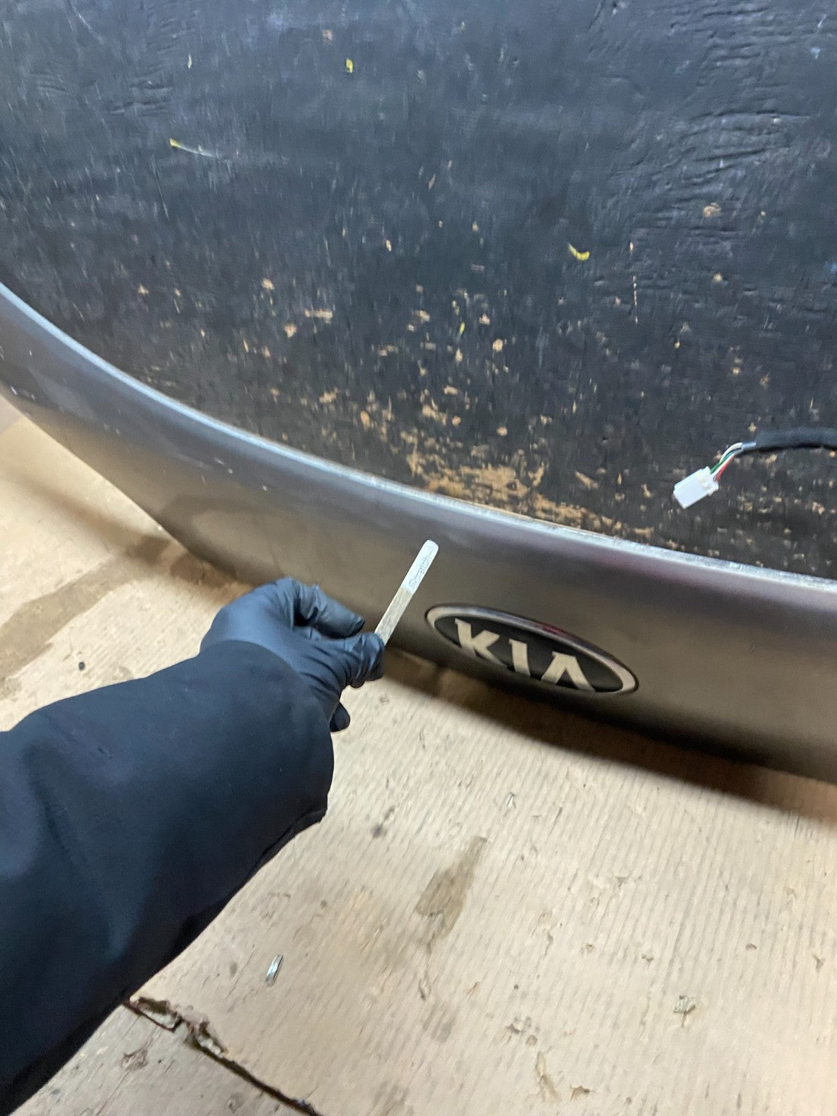 2014 to 2015 Kia Sorento Rear Trunk Lift gate Cover Panel Oem X3331 DG6