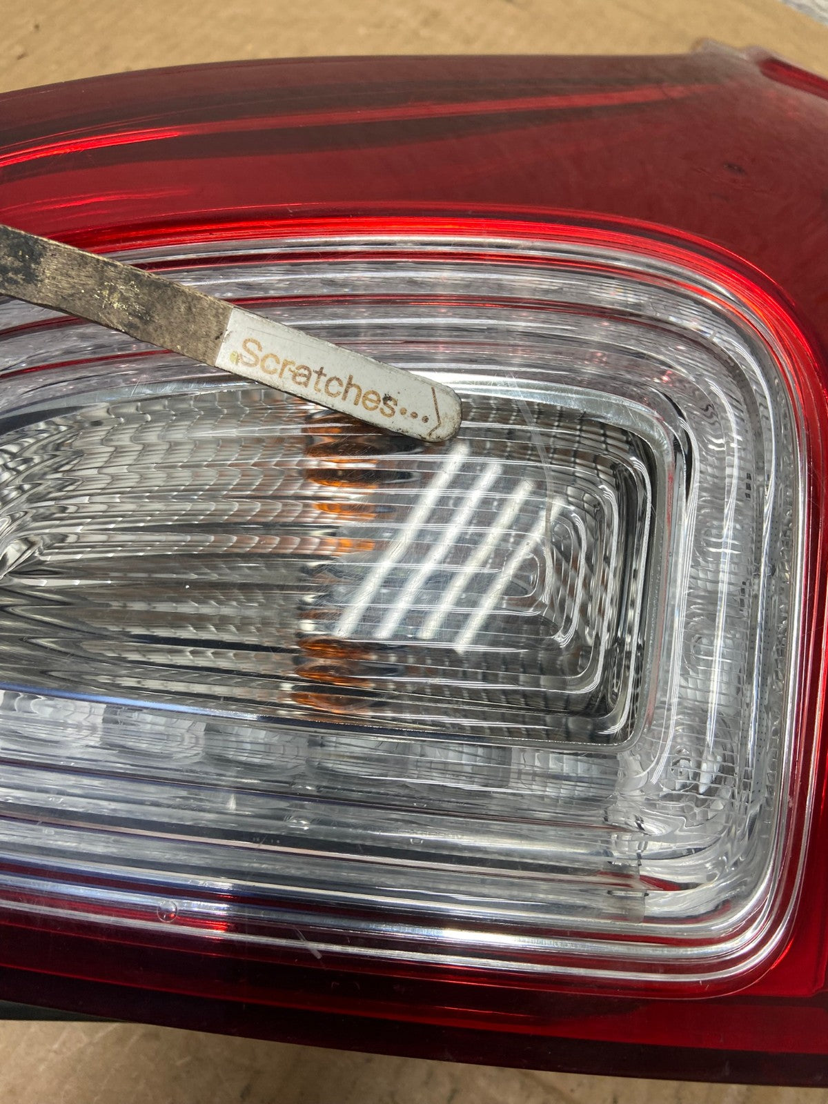 2011 2012 2013 2014 2015 Ford Explorer Left Driver LH Side Tail light AI7872 LK3
