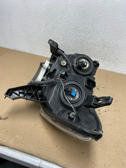 2013 to 2016 Nissan Pathfinder Right Passenger RH Side Headlight AF5096 DW7