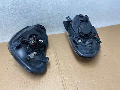 2006 to 2011 Hyundai Accent Sedan Left+Right Halogen Headlights AI3815 DW9