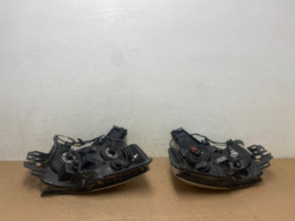 2004 to 2007 Nissan Armada Left+Right Side Set Headlights Oem M4123 DW13