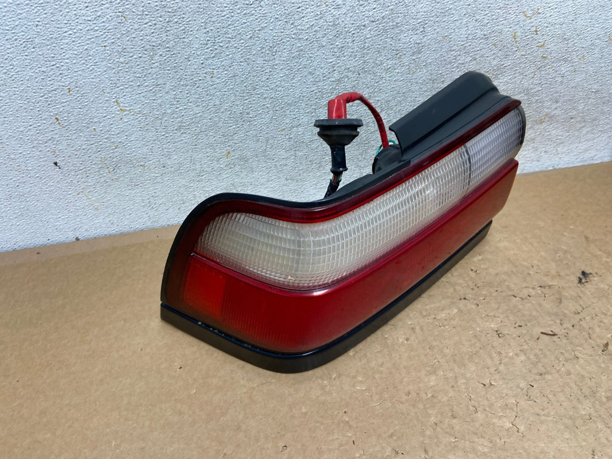 1996 to 1997 Toyota Corolla Left Driver Lh Side Tail Light AI3540 LK2