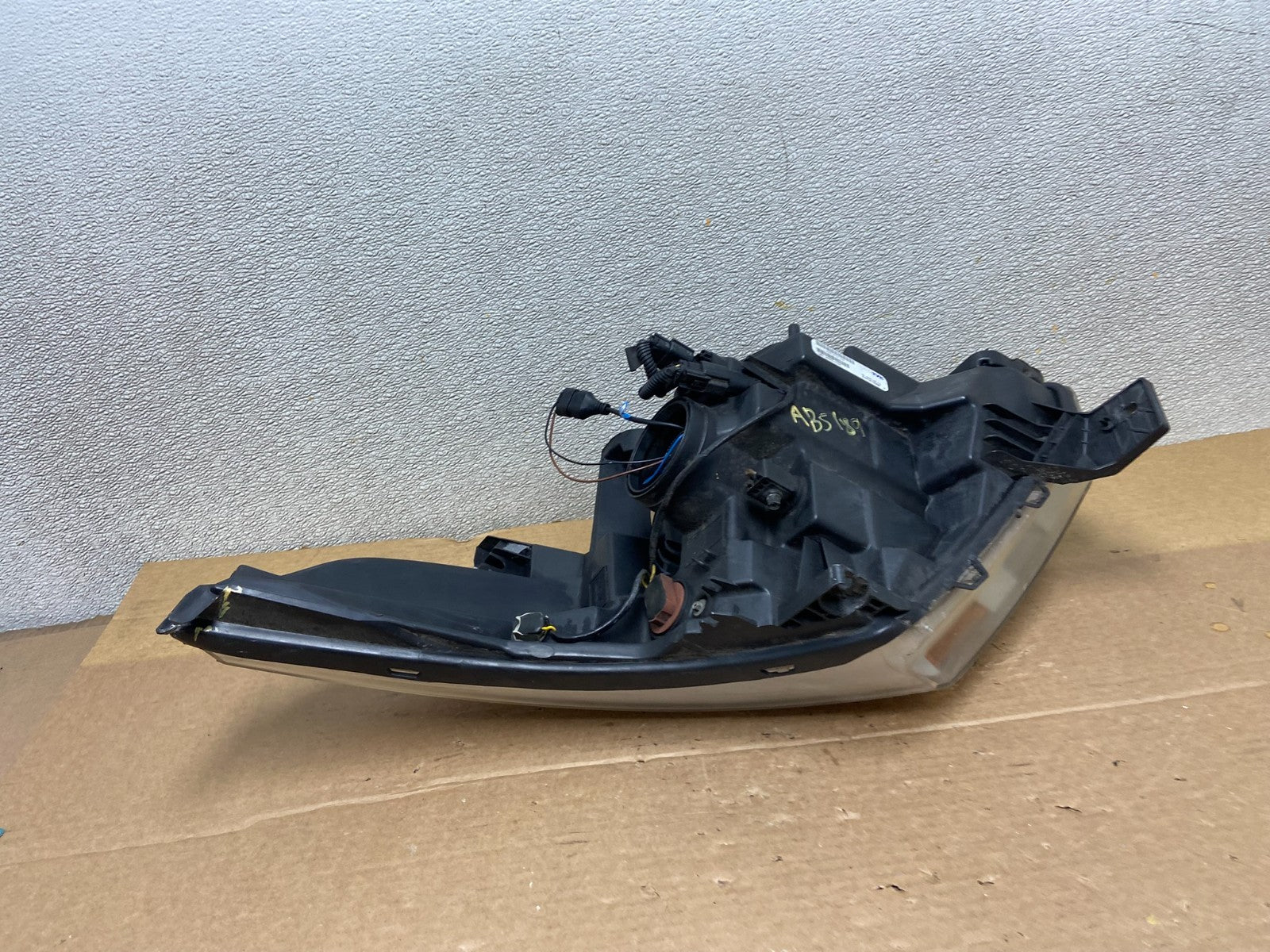 2011 to 2015 Ford Explorer Right Passenger Halogen Headlight TYC AB5189 DW6