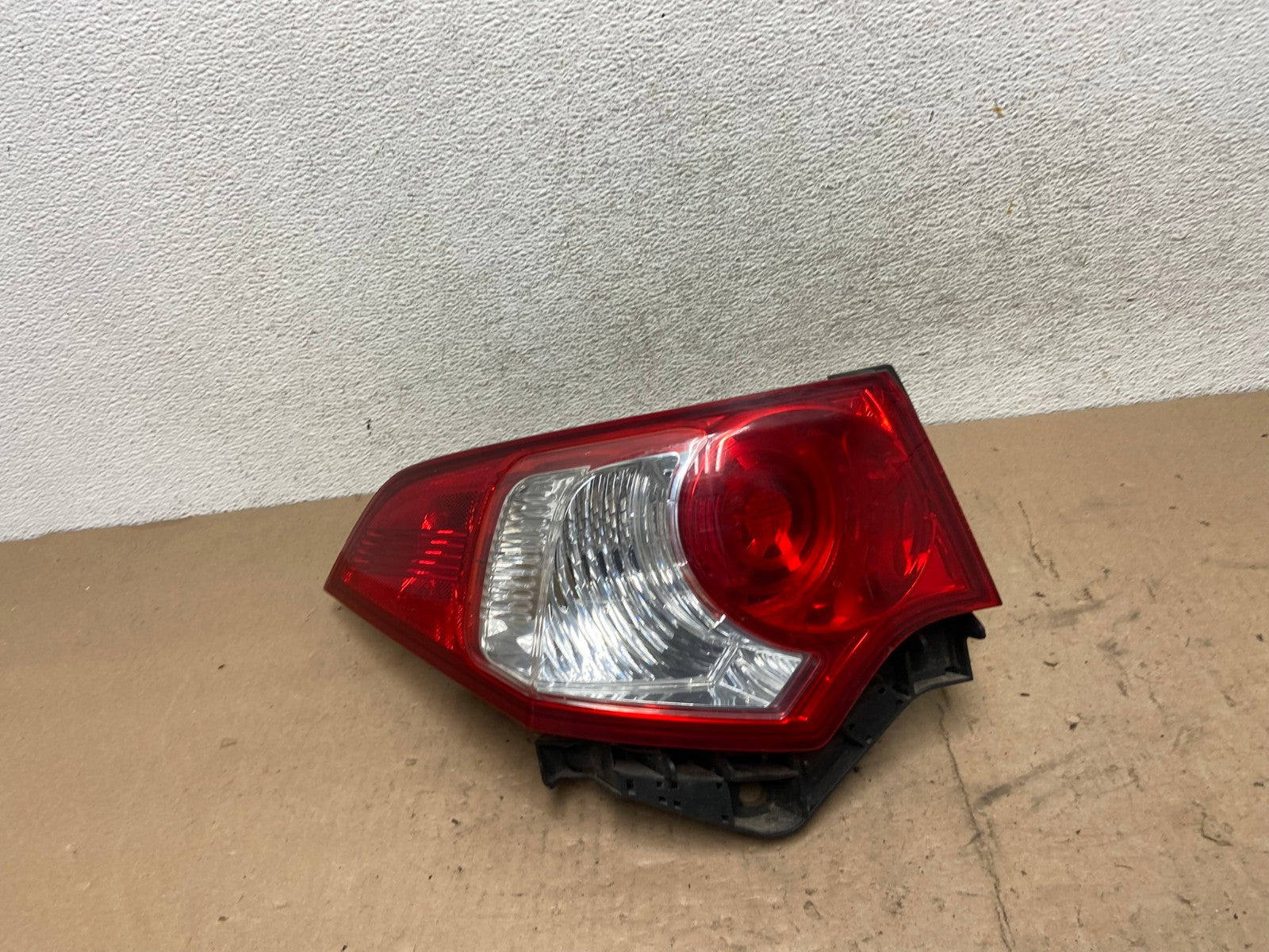 2009 to 2010 Acura Tsx Sedan Left Driver Lh Side Tail Light AG5524 LK0