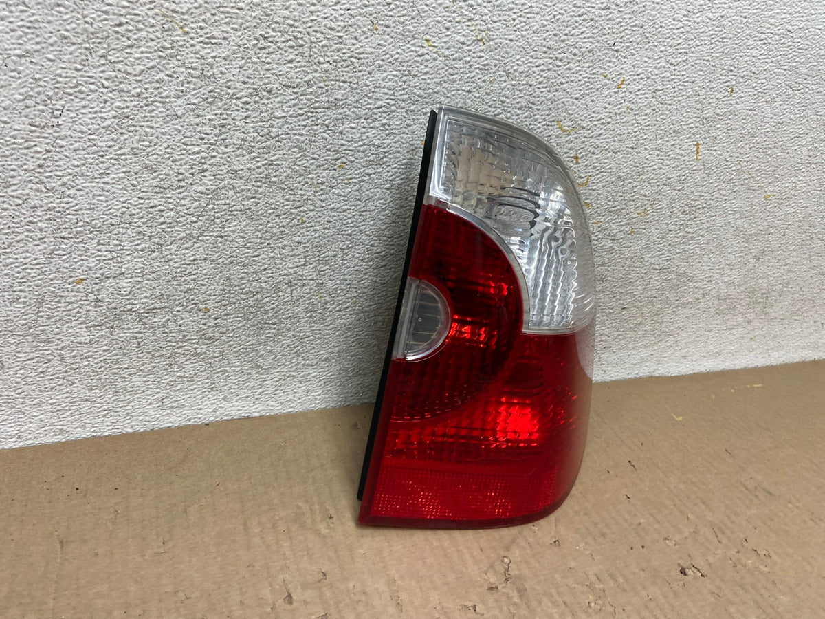 2004 2005 2006 Bmw X3 Right Passenger Rh Side Tail Light AH5910 LK1