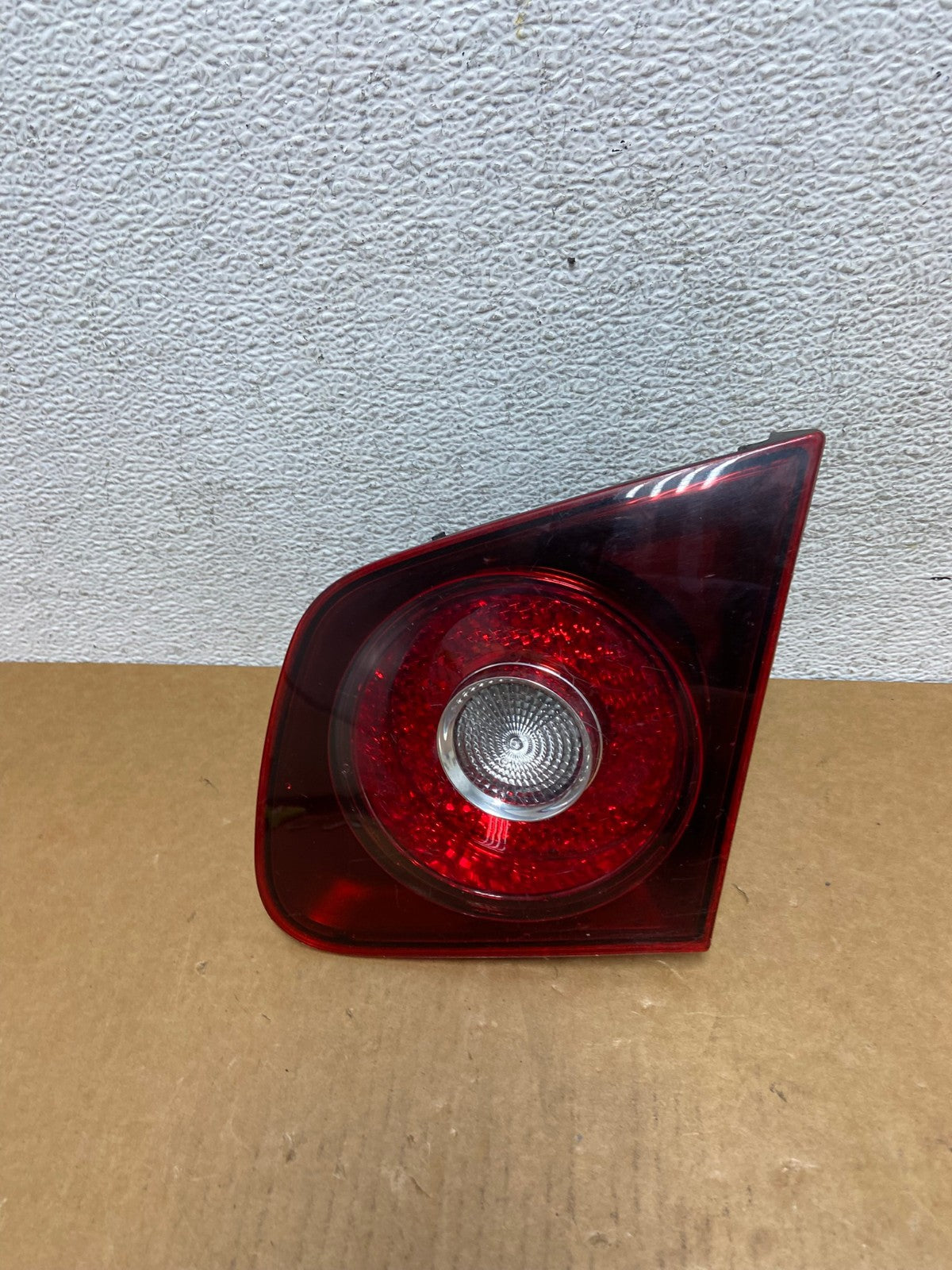 2008-2010 Volkswagen Jetta Sedan Right Passenger Inner Tail Light AD9128 LK0