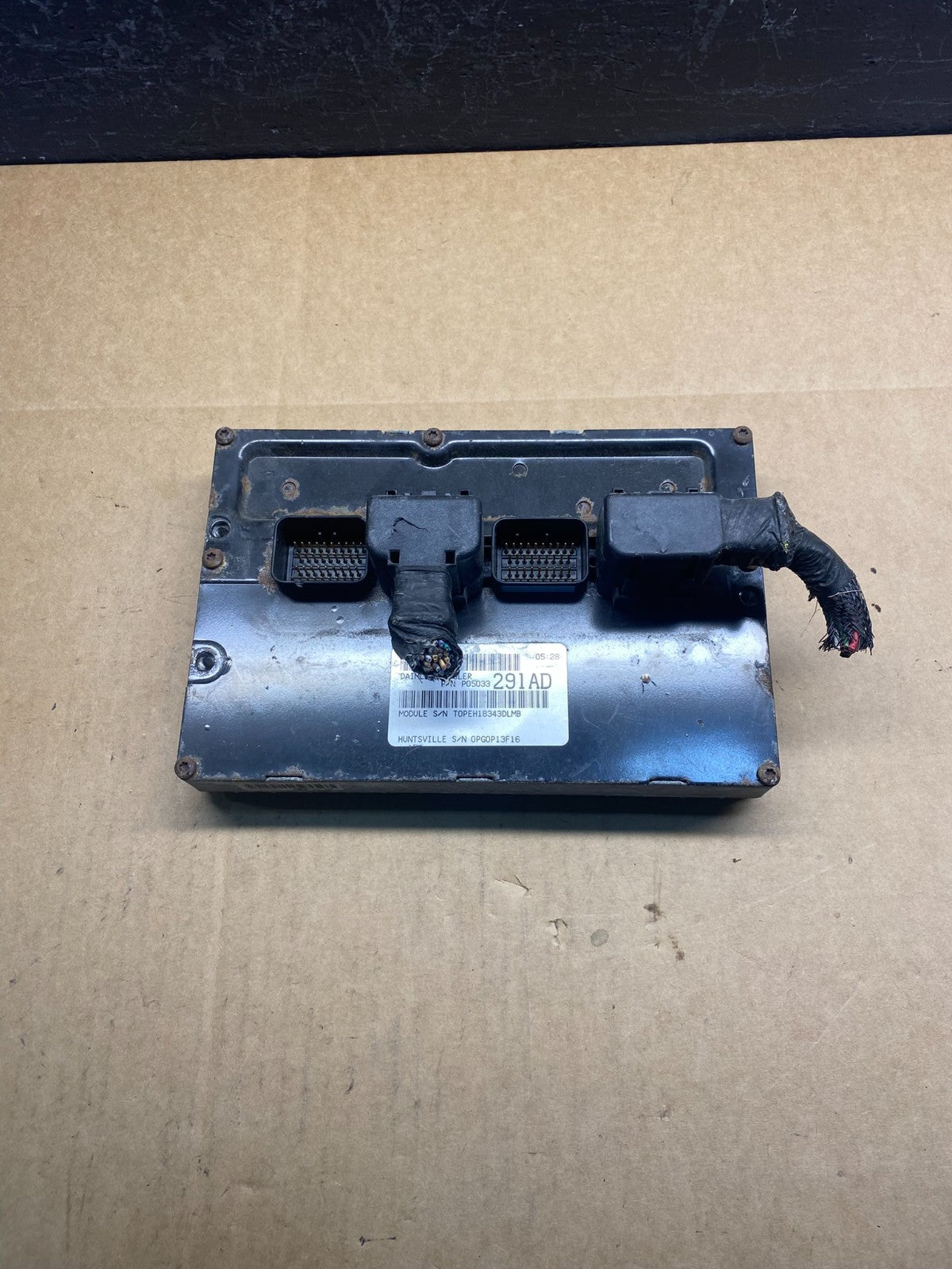 2004 2005 Chrysler PT Cruiser  2.4L Engine Computer Module ECM ECU Oem ac2763 DG0
