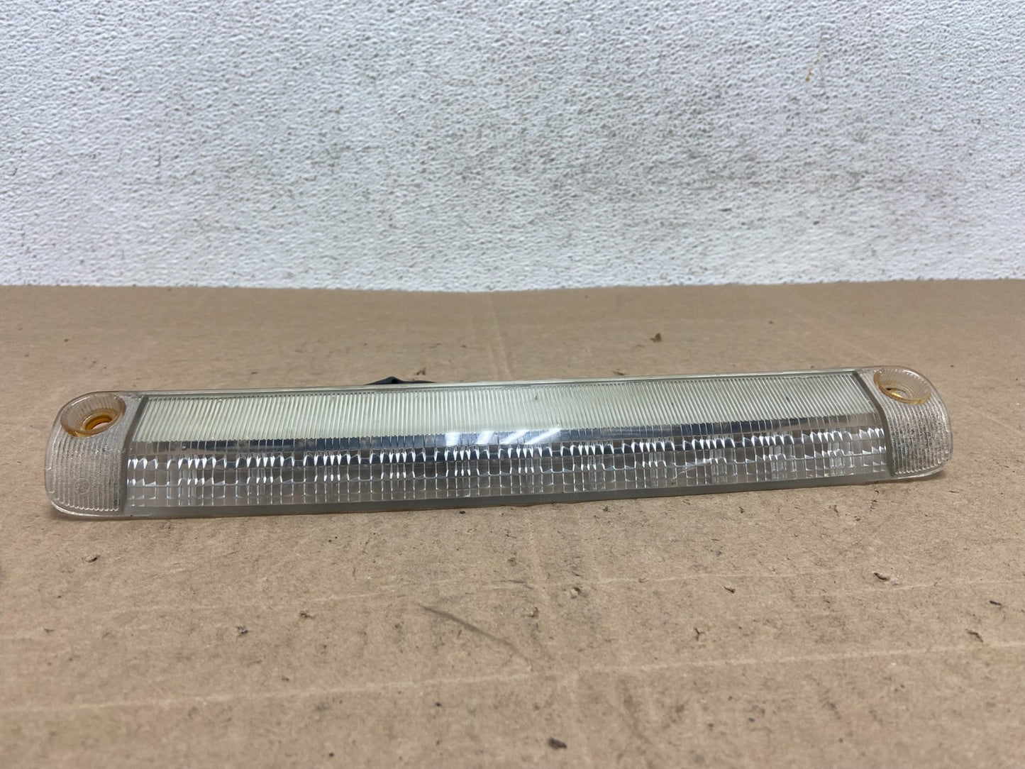 2004 to 2009 Toyota Prius Third 3rd Brake Light AE5035 DG0