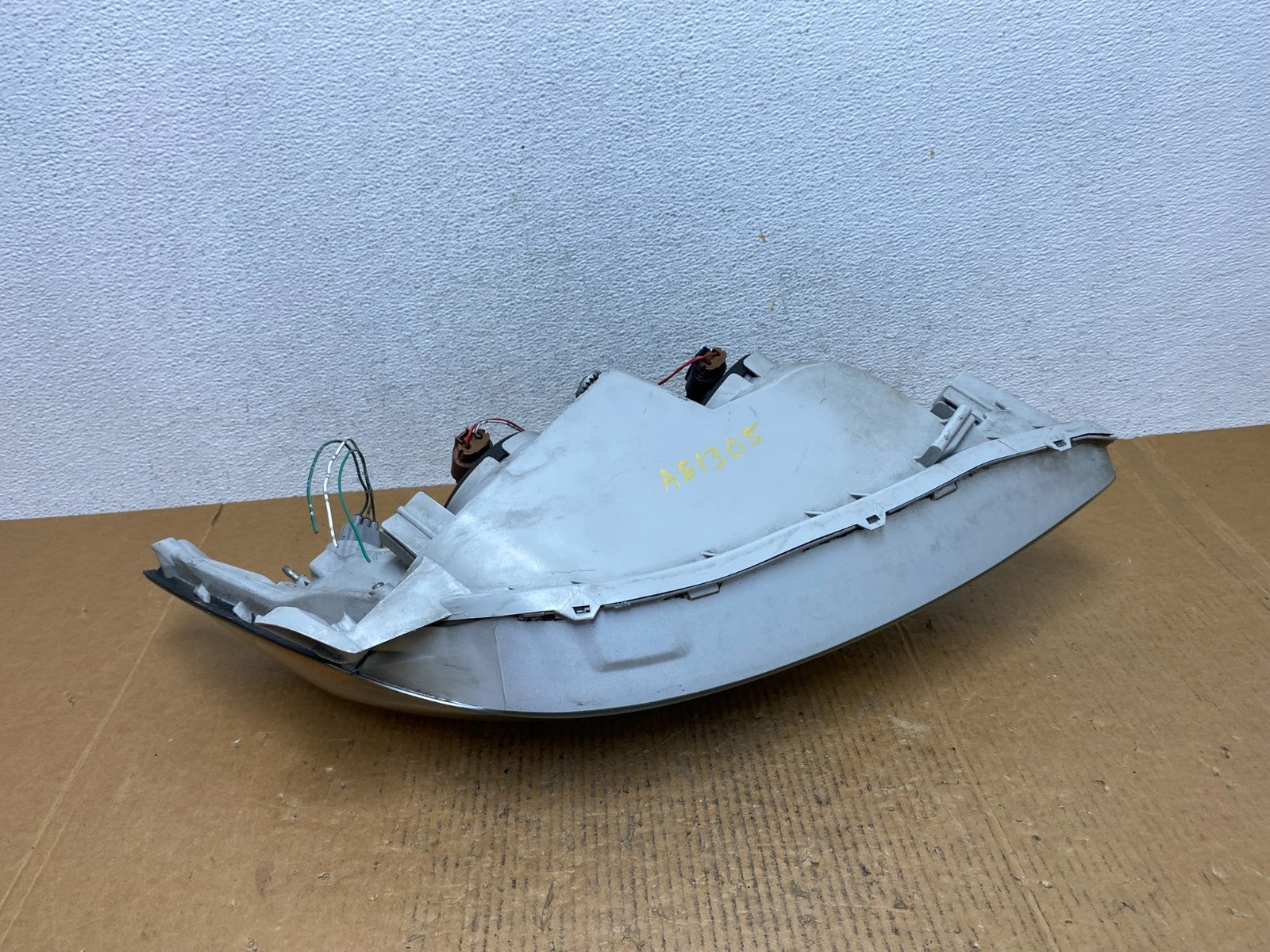 2002 2003 2004 Toyota Camry Left Driver Lh Side Halogen Headlight AE1305 DW7