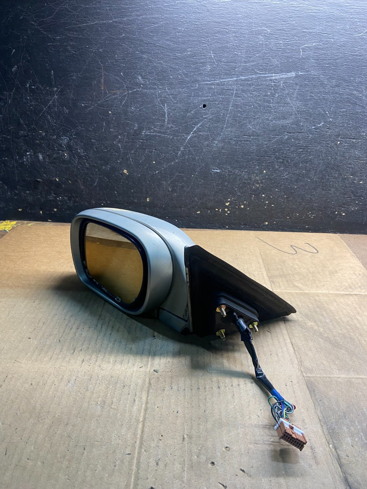 2002 to 2005 Infiniti Q45 Left Driver Side View Door Mirror Y3844 MS9