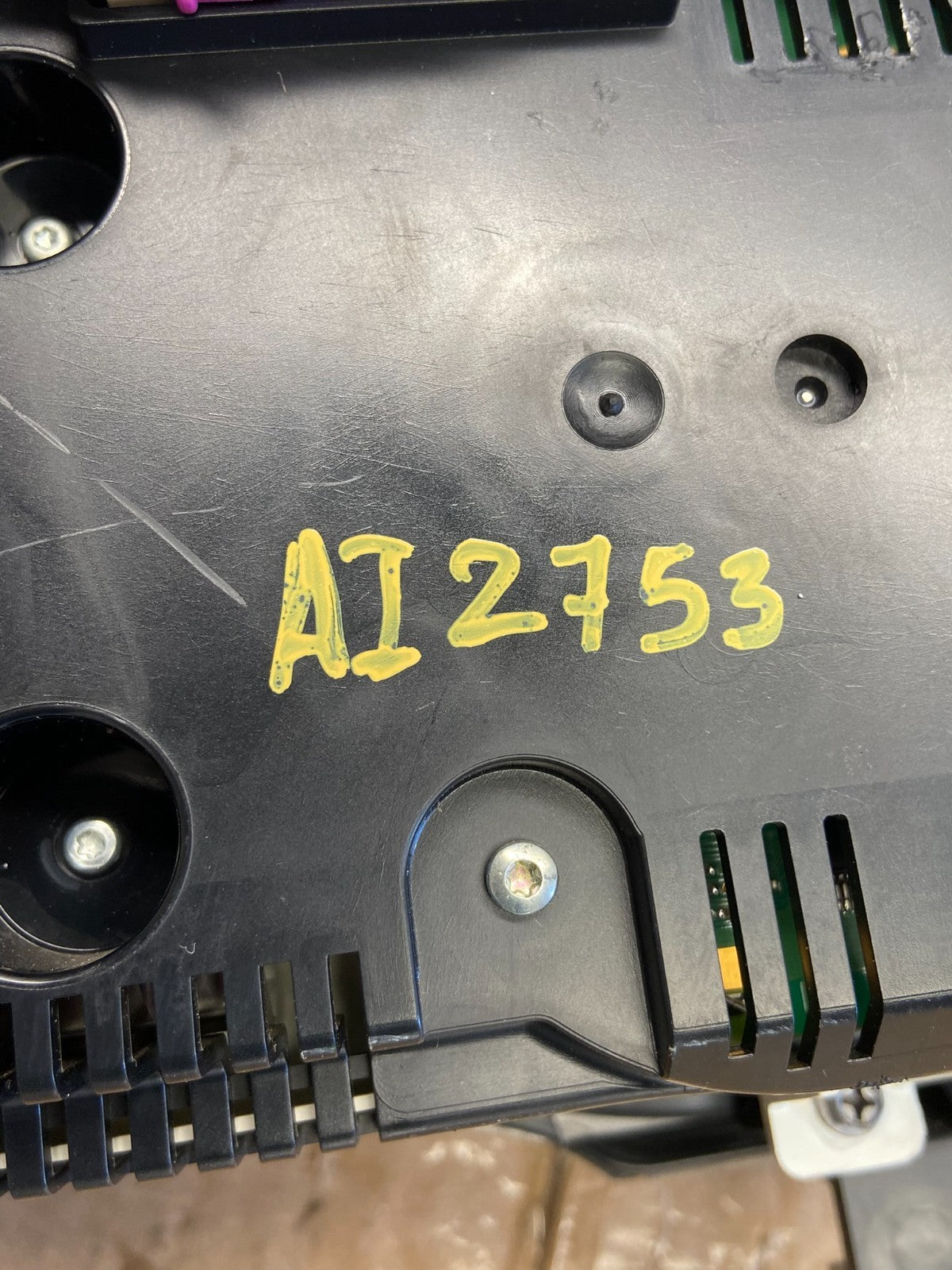 2009 - 2011 Audi A6 Speedometer Cluster Gauge W/Bezel Screen ai2753 DG5