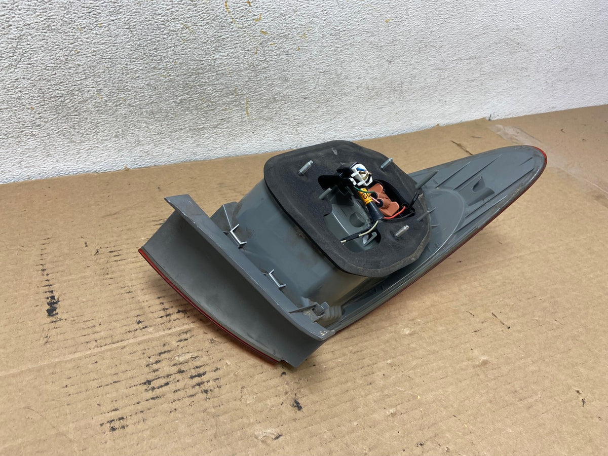 2007 to 2010 Hyundai Elantra Sedan Right Passenger Side Tail Light AH4081 LK4