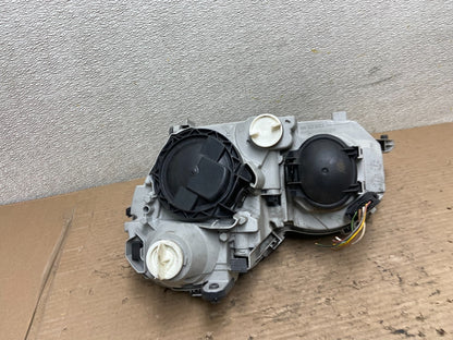 2001 - 2004 Mercedes-Benz C Class Halogen Right Passenger Headlight AA9657 DW3