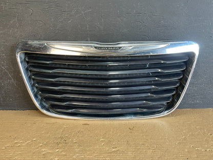 2011 to 2016 Chrysler Town & Country Front Upper Grill Grille AF3520 DG0